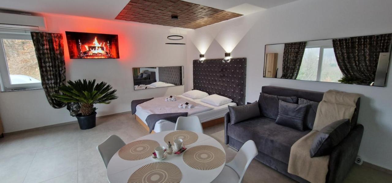 Trebnje Resort Timaja - Pool, Massage Pool, Sauna מראה חיצוני תמונה